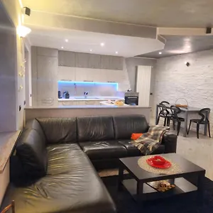 https://la-casa-di-gianna-valle-camonica.it-lombardy.com
